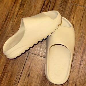 Adidas Yeezy Slides in “Bone”